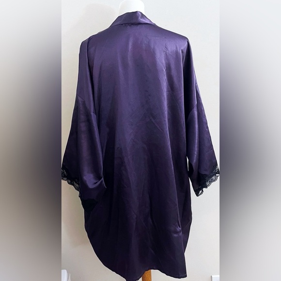 Frederick's of Hollywood Purple Satin Robe Kimono Style - Picture 2 of 6
